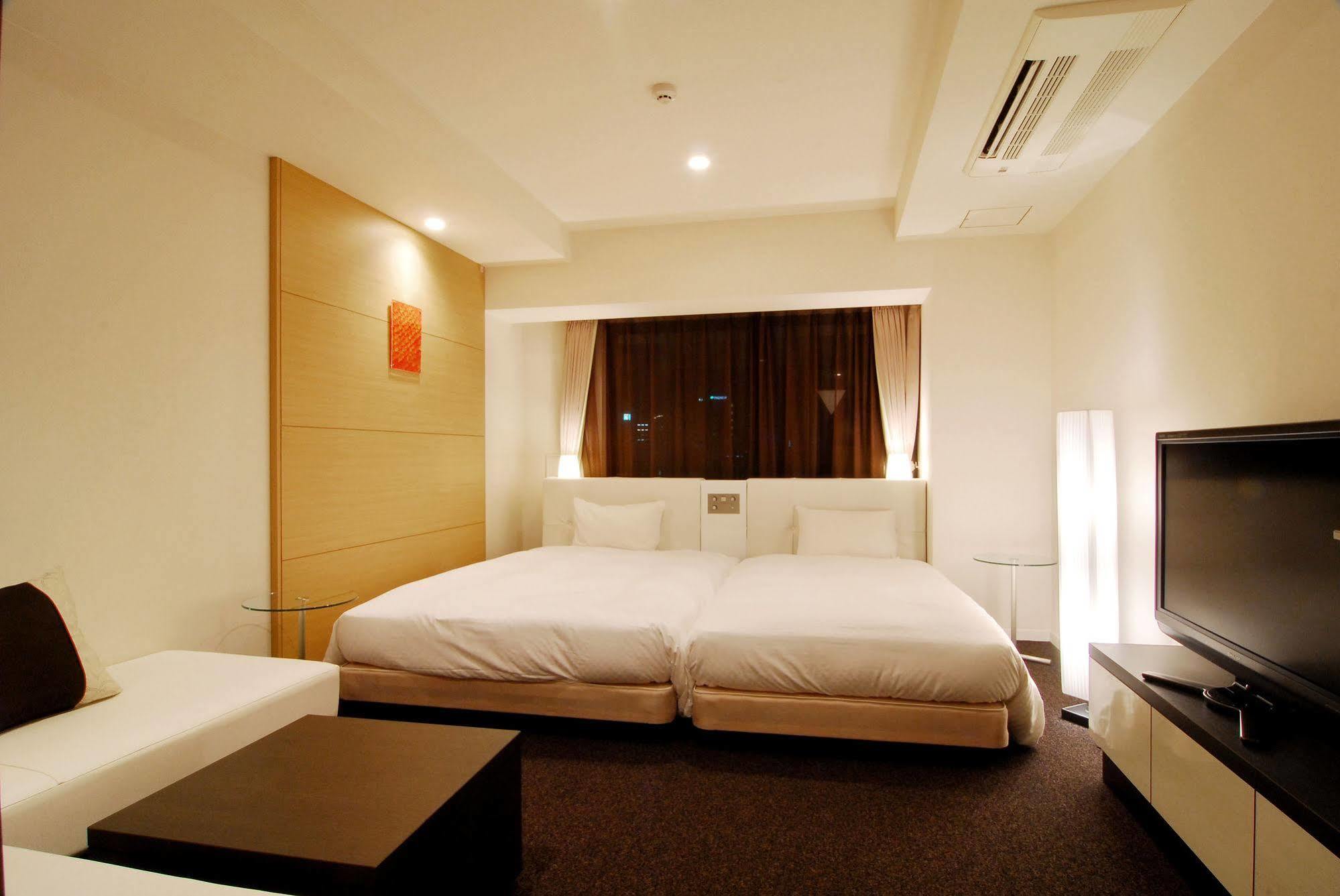 Candeo The Hakata Terrace Hotel economico